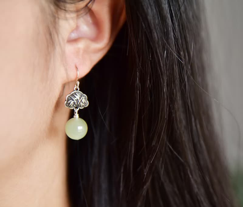 【竹韻】天然和田玉青海料冰晴圓珠925純銀短款耳墜