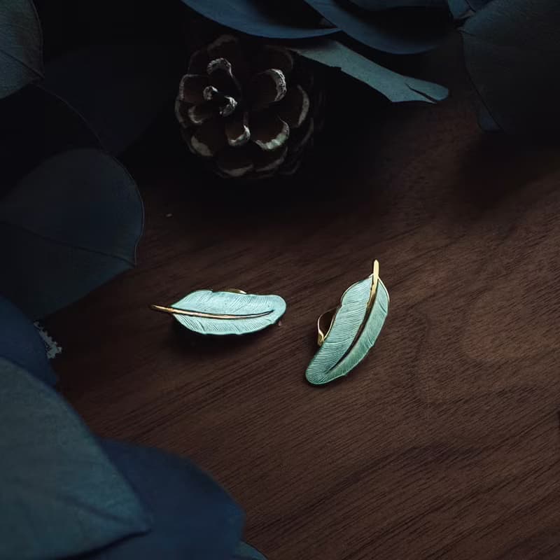 北歐琺瑯輕羽耳夾