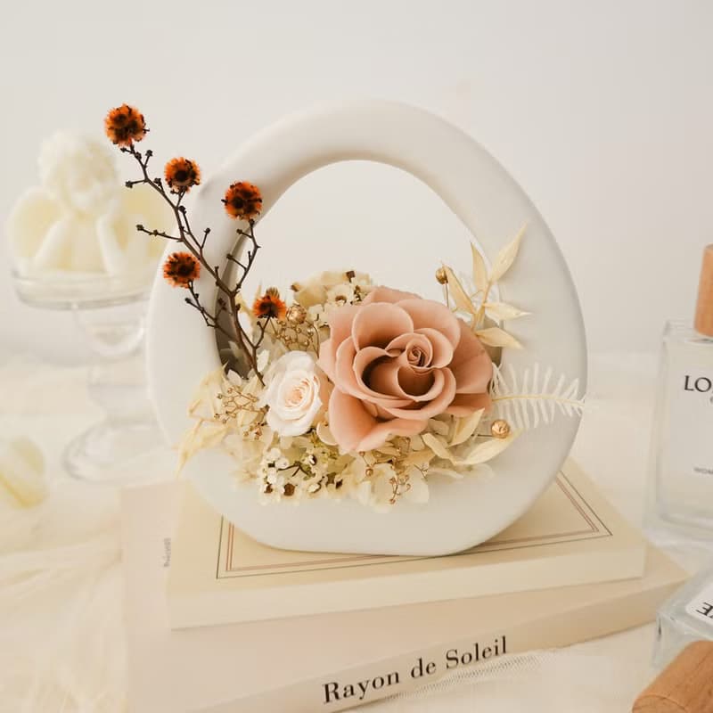 永生花特色O型小提籃-奶茶色