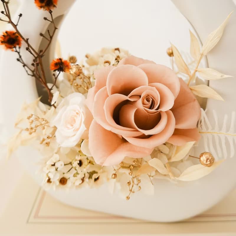 永生花特色O型小提籃-奶茶色