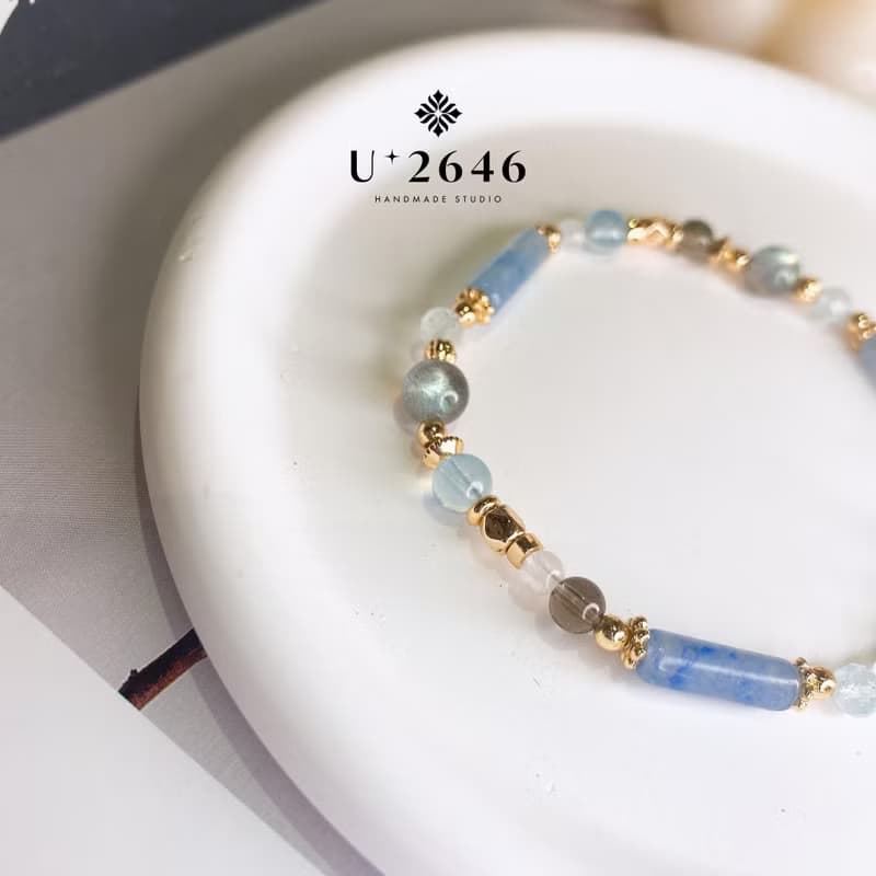 如粟 藍東陵 海藍寶 灰月光 茶晶 月光石 水晶彈性手環