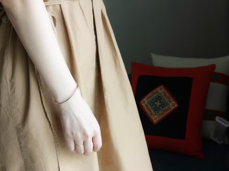 SV935(Argentium)-open bangle  (size order)