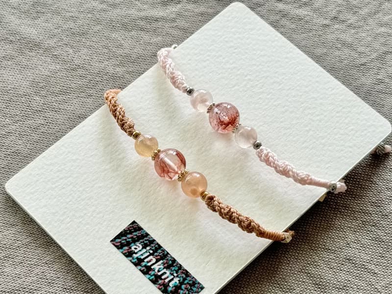 紅膠花 編繩 手鍊