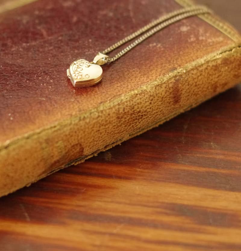 古董375 9K金愛心雕花項鍊LOCKET 純銀鍊身 N656