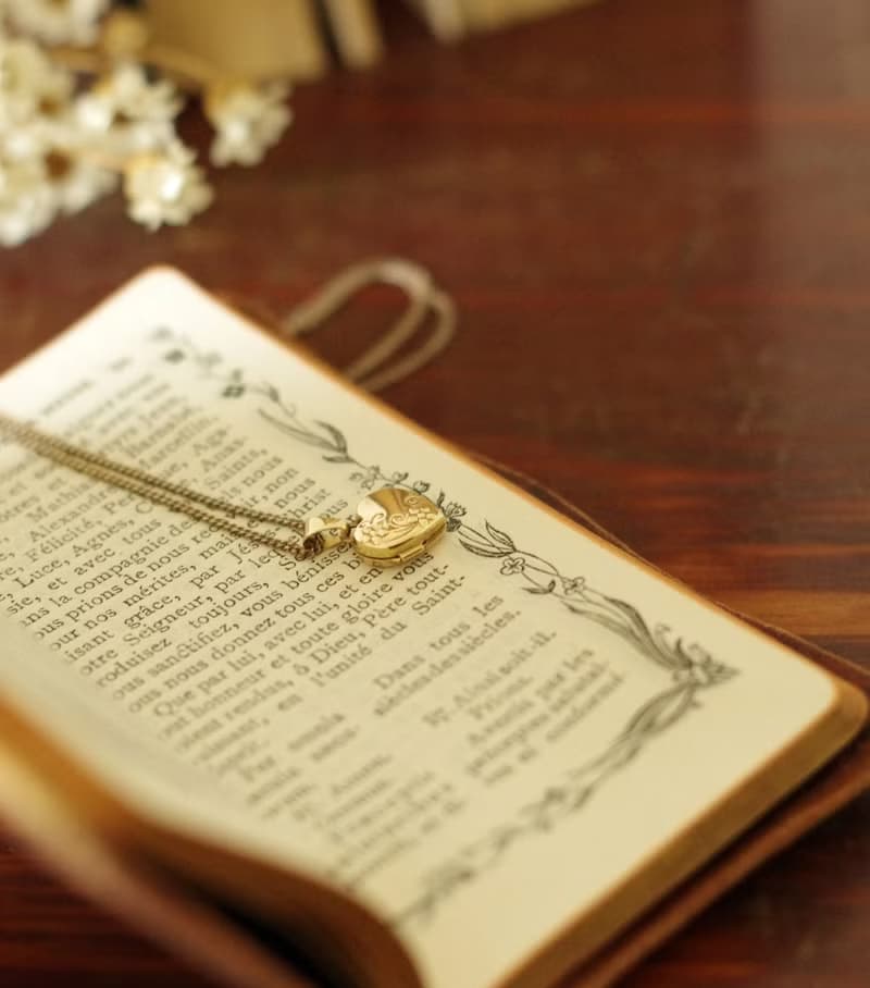 古董375 9K金愛心雕花項鍊LOCKET 純銀鍊身 N656