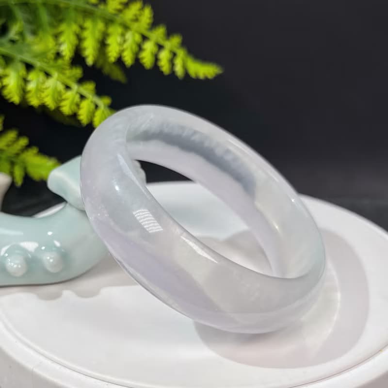 獨特玻璃體淺紫色螢石手鐲64MM 冰透聚寶盆水晶手環 增強親和力