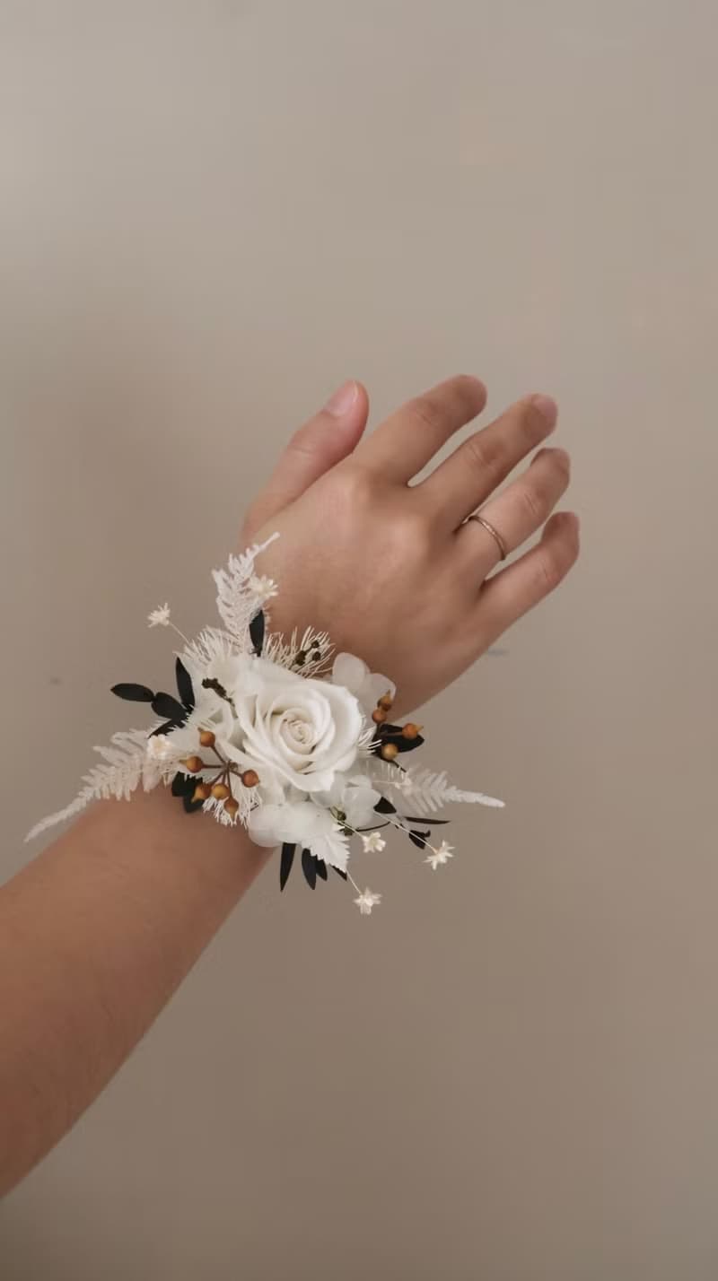 永生花胸花 新郎胸花 伴娘胸花 永生手腕花 伴娘手腕花