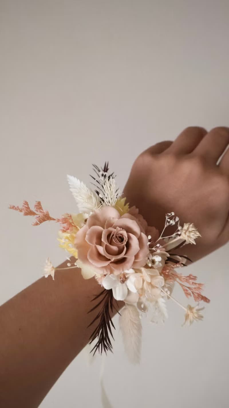 永生花胸花 新郎胸花 伴娘胸花 永生手腕花 伴娘手腕花