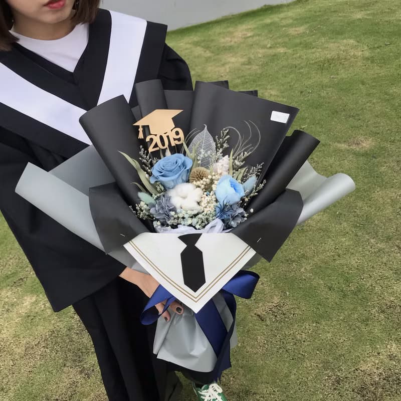 畢業花束 \致男友\永生花花束 學士服包裝 畢業禮物