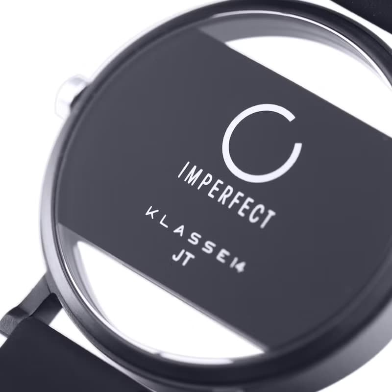 Imperfect Square Black / 全黑鏤空鋼帶手錶 -可定制