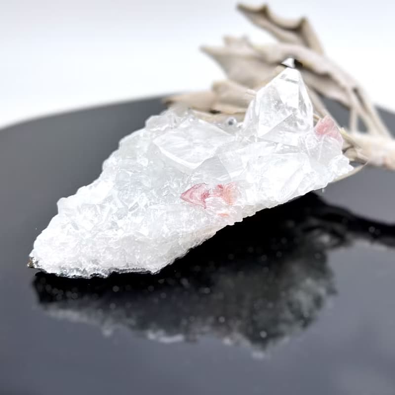 瀲心。原礦 擺件 淨化 能量 療癒 l 鑽石魚眼石 粉紅沸石 l