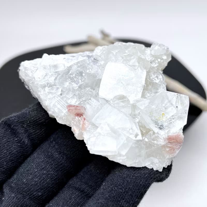 瀲心。原礦 擺件 淨化 能量 療癒 l 鑽石魚眼石 粉紅沸石 l