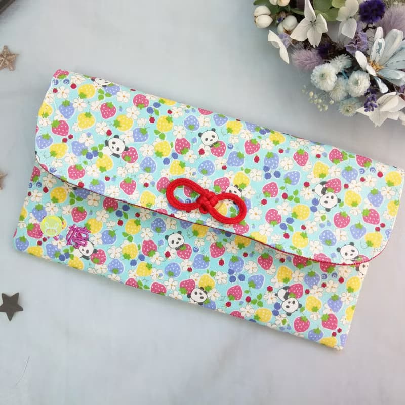 免費繡名字。貓熊花園-3色可選。布紅包袋 / 口罩收納袋