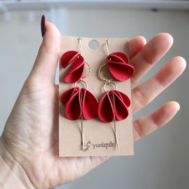 華麗搖曳花瓣耳環 皮革配件 生日禮物 花朵配件 真皮華麗派