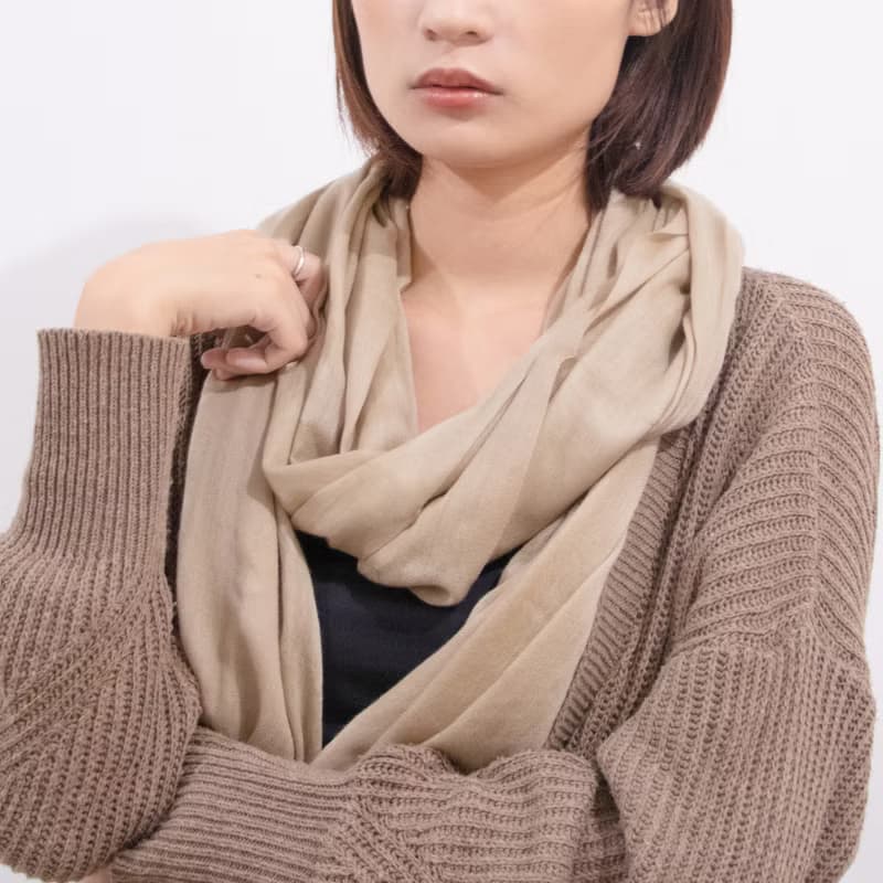 【保暖道具】喀什米爾 Cashmere 羊毛圍巾 - 卡其
