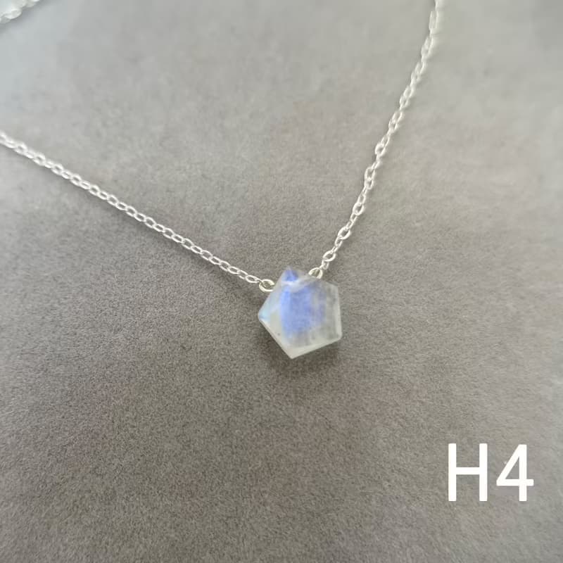 【微瑕品清貨】一圖一物 不規則藍光月光石純銀項鍊 月亮石
