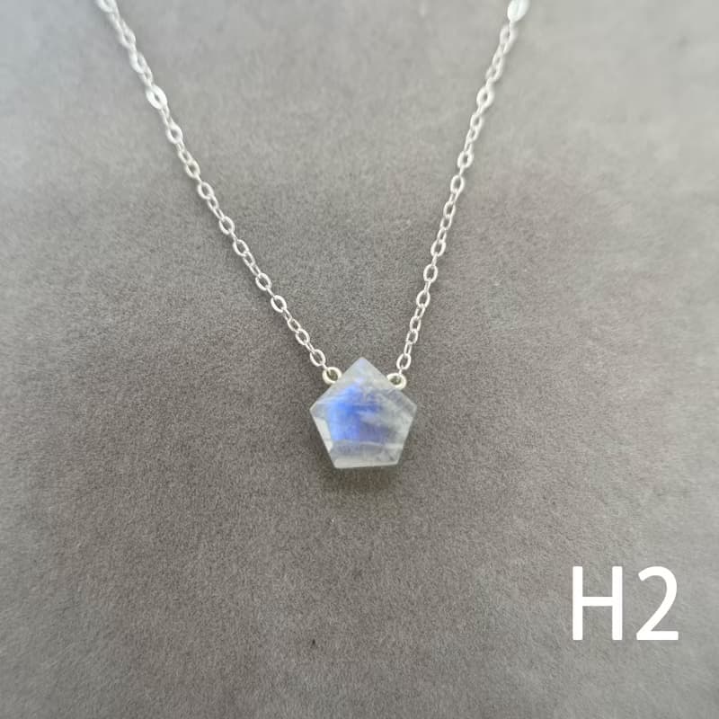 【微瑕品清貨】一圖一物 不規則藍光月光石純銀項鍊 月亮石