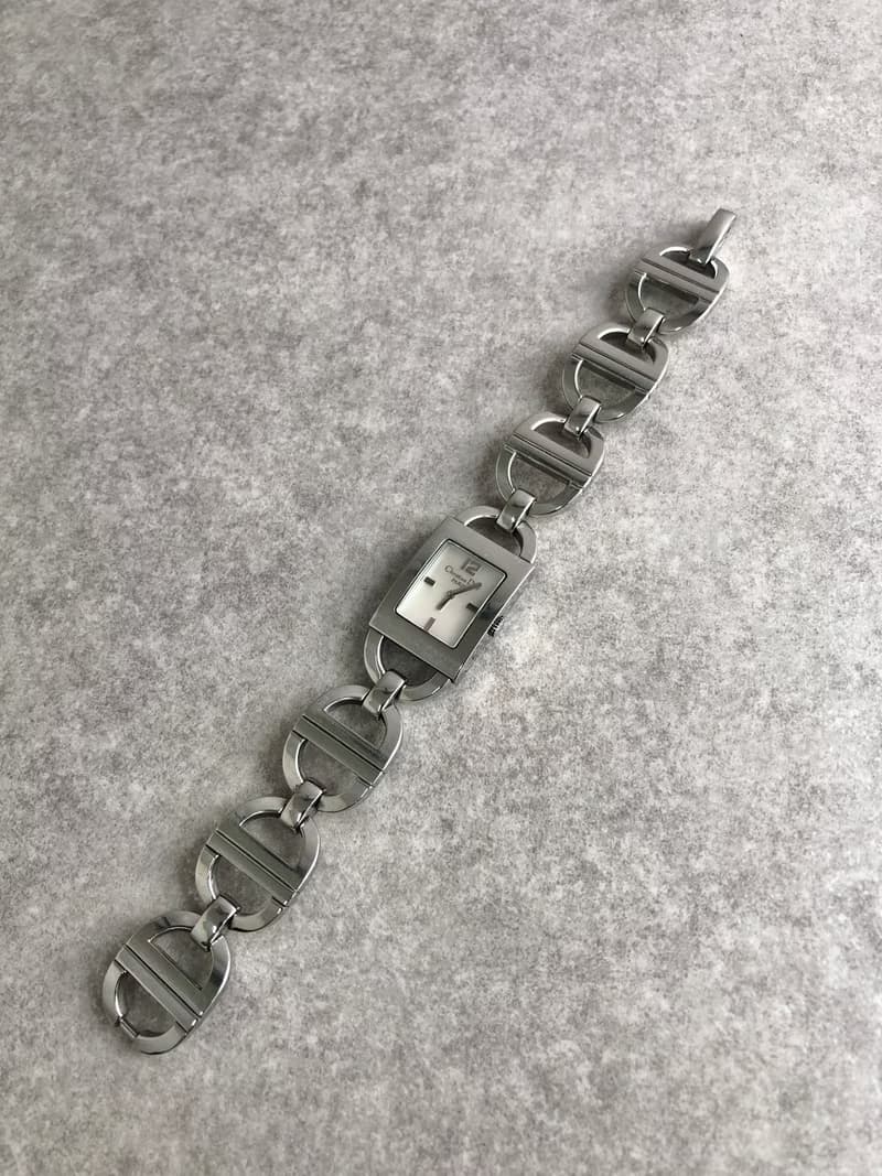 【 日本直送　名牌中古包 】Christian Dior 腕時計 シルバー クォーツ ステンレススチール マリス vintage ヴィンテージ cua7kz