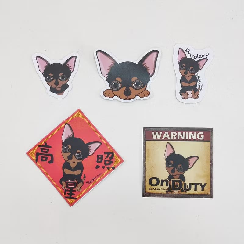 短毛吉娃娃 4毛色 寵物防水抗曬貼紙 行李箱 滑板 衝浪板 春聯