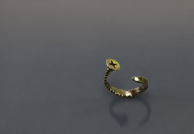 實物系列-女釘黃銅戒