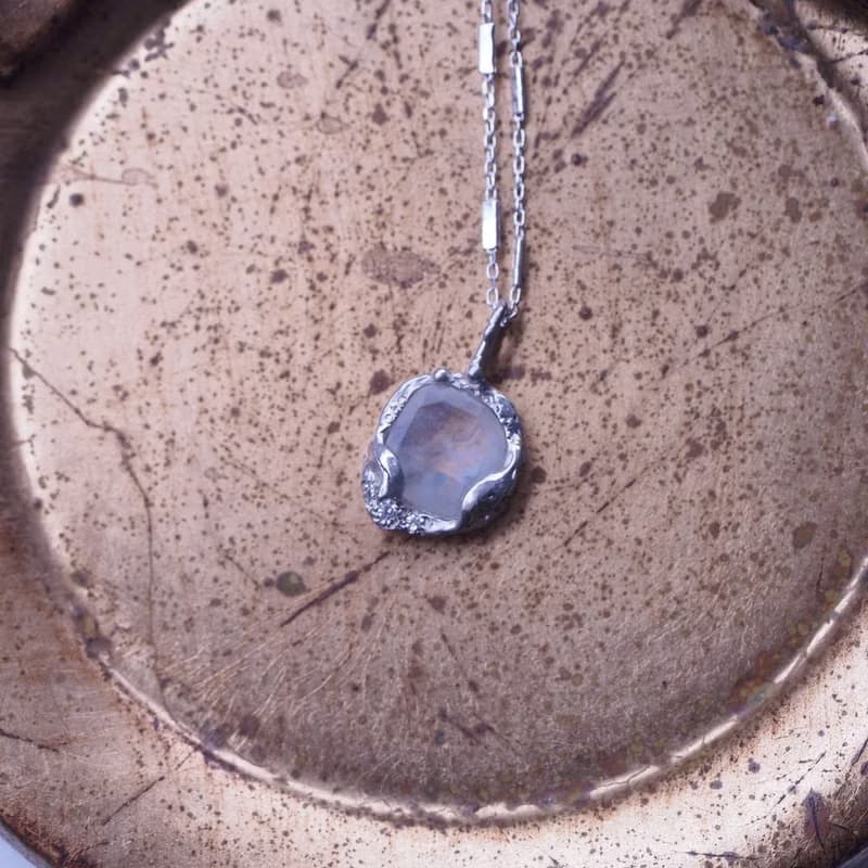 月光石手工純銀項鍊 六月誕生石 短項鍊 Moonstone
