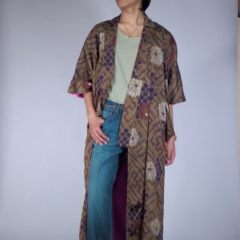 【日本製造】柔軟絲綢和服長袍、男女通用、吉祥圖案、日本禮物