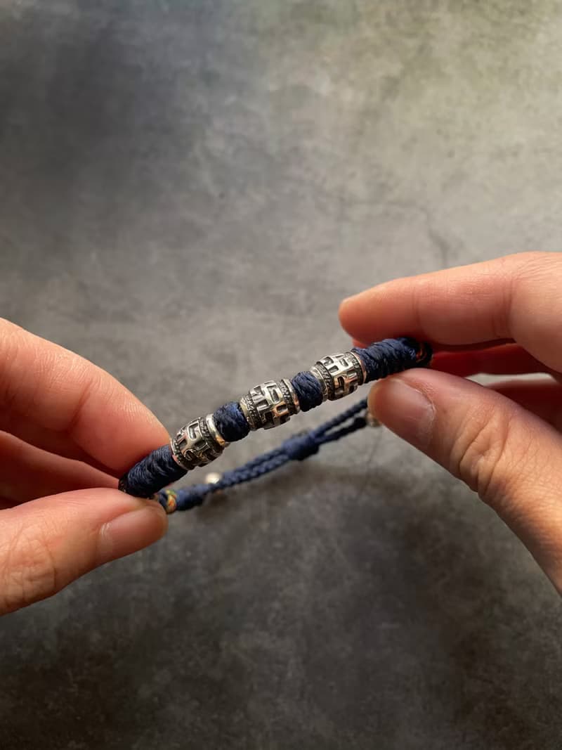 蓮生系列【連紋卍字】 五色線手繩/925純銀/吉祥祝福・能量守護