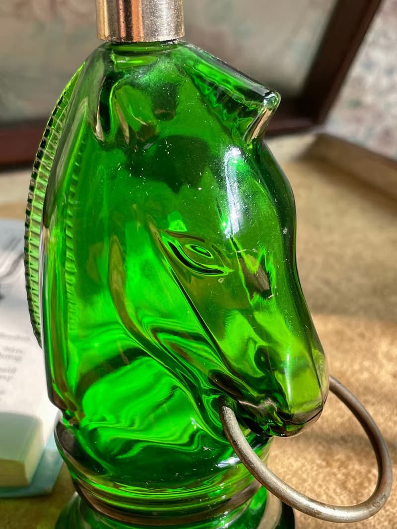 老雜貨老又好古董珠寶 綠色玻璃馬頭香水罐 Avon W67