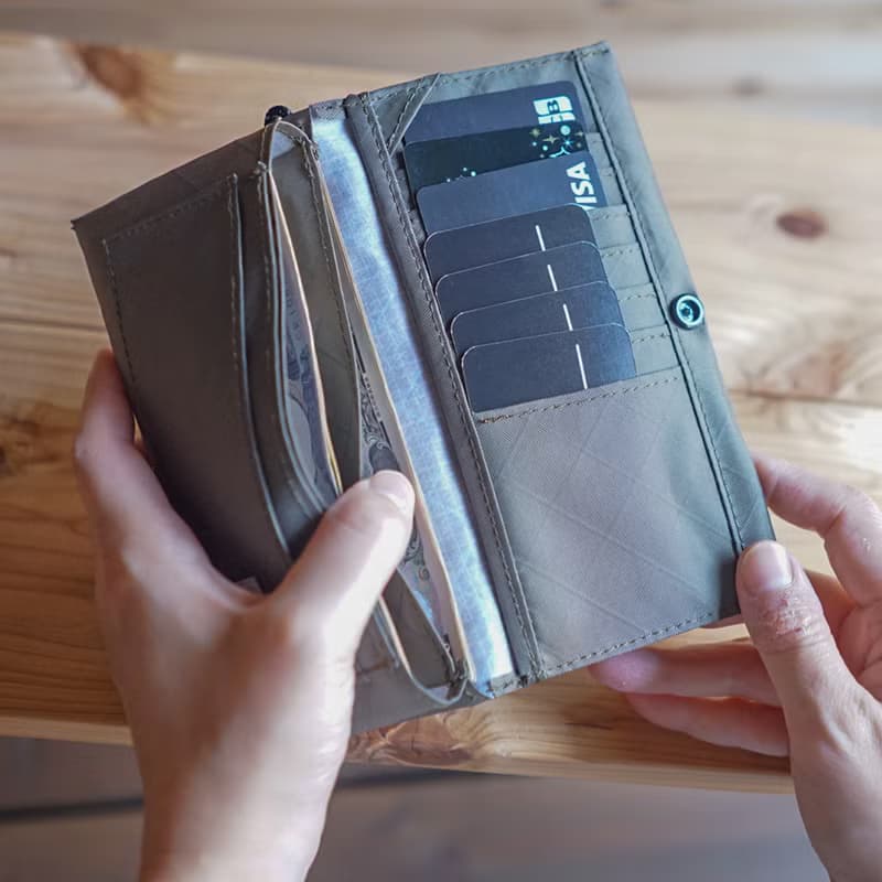 選べるカラー・ぺたんこロングウォレット/アウトドア・キャンプ・登山・超軽量・薄い長財布・ミニ財布・防水・slowhike・LW-01