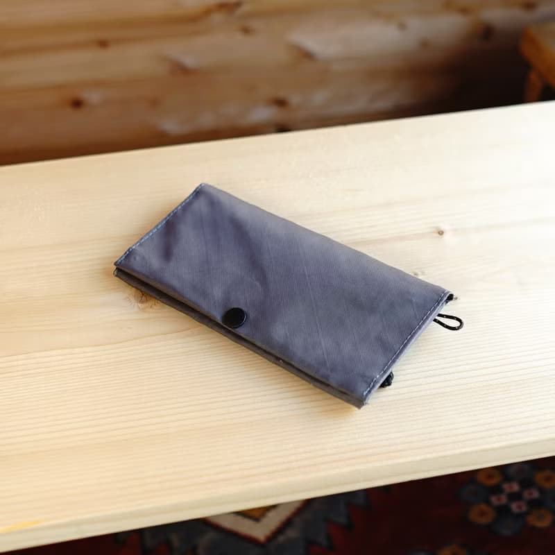 選べるカラー・ぺたんこロングウォレット/アウトドア・キャンプ・登山・超軽量・薄い長財布・ミニ財布・防水・slowhike・LW-01