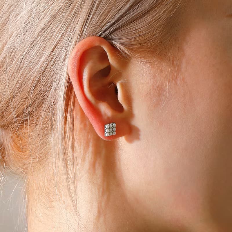 9pearl square pierced earring SV　ニッケルフリー　チタンポスト　パール　スクエア　シルバー