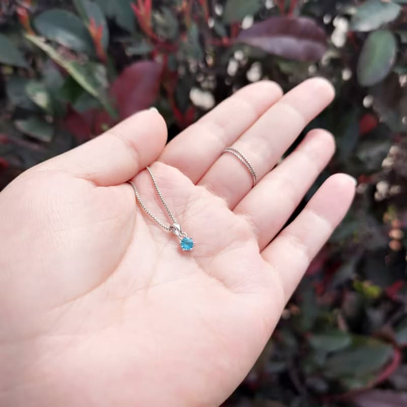 太陽雨 | 磷灰石 / 單鑽爪鑲 / 單件款 | 天然寶石項鍊/手鍊