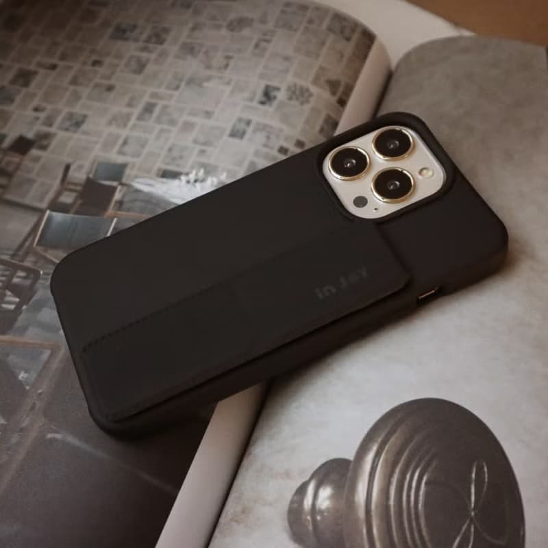 【手機掛繩】可拆式 Urban Basic 經典黑 iPhone 手機支架 背繩殼
