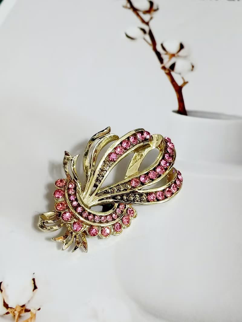 vintage jewelry 典雅粉色萊茵花束別針