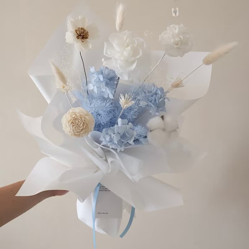 清新冰河藍白花束 永生花束 情人節花束