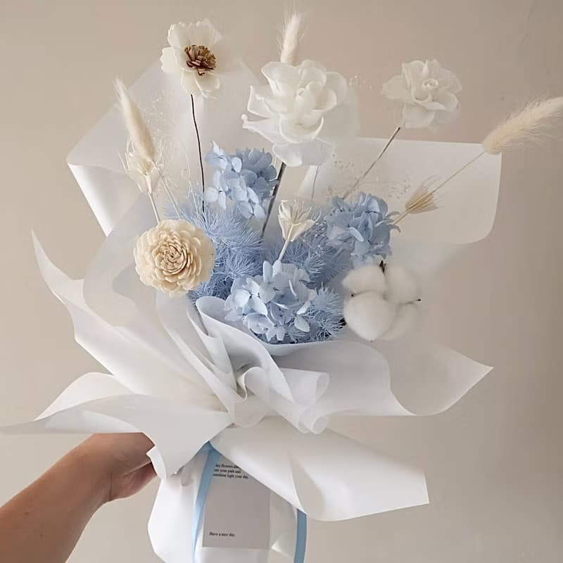 清新冰河藍白花束 永生花束 情人節花束