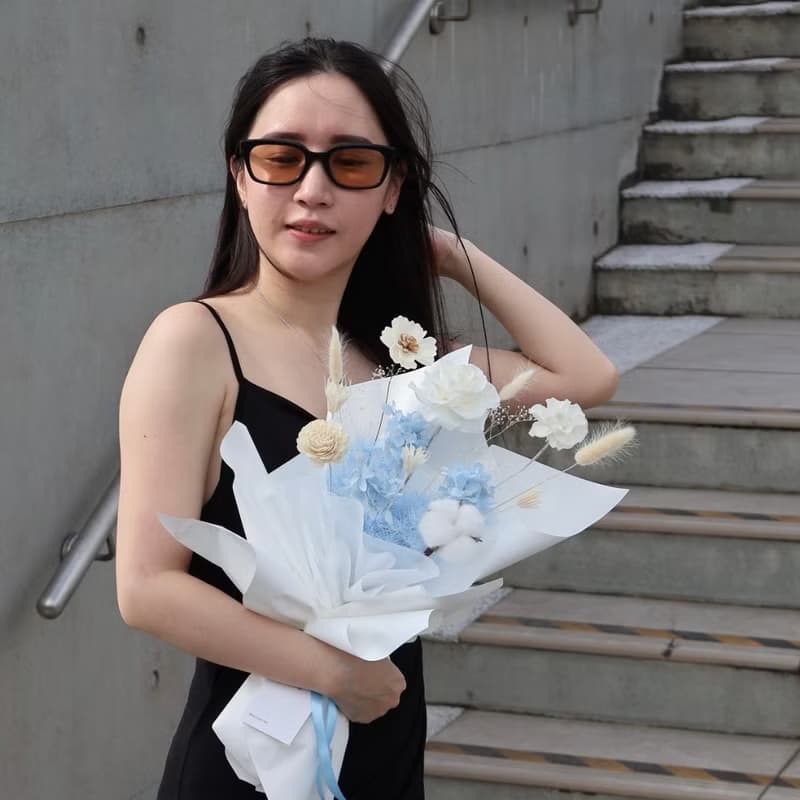清新冰河藍白花束 永生花束 情人節花束