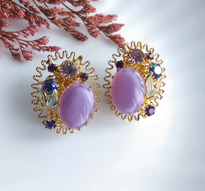 【西洋古董飾品 】  淡紫花簇 唯美 夾式耳環