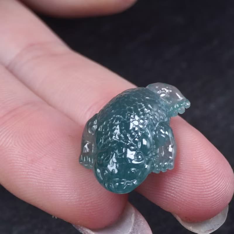 【招財神獸】藍水翡翠三腳蟾蜍擺件 | 天然玉翡翠A貨 | 送禮