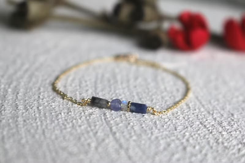 手鍊 細手鍊 菫青石 月光石 坦桑石 - 幾何 -