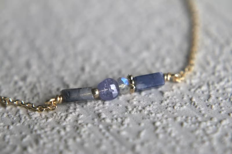 手鍊 細手鍊 菫青石 月光石 坦桑石 - 幾何 -