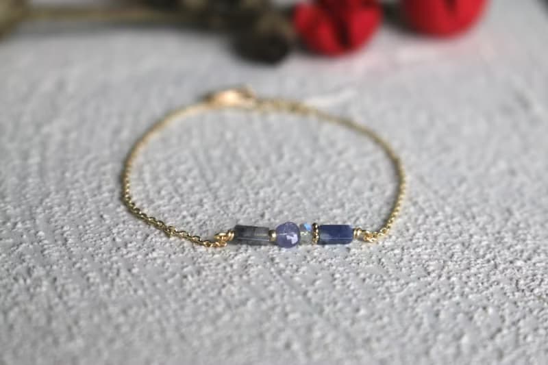 手鍊 細手鍊 菫青石 月光石 坦桑石 - 幾何 -