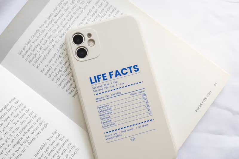 燕麥色 LIFE FACTS成份表 防摔手機殻  IPhone Case