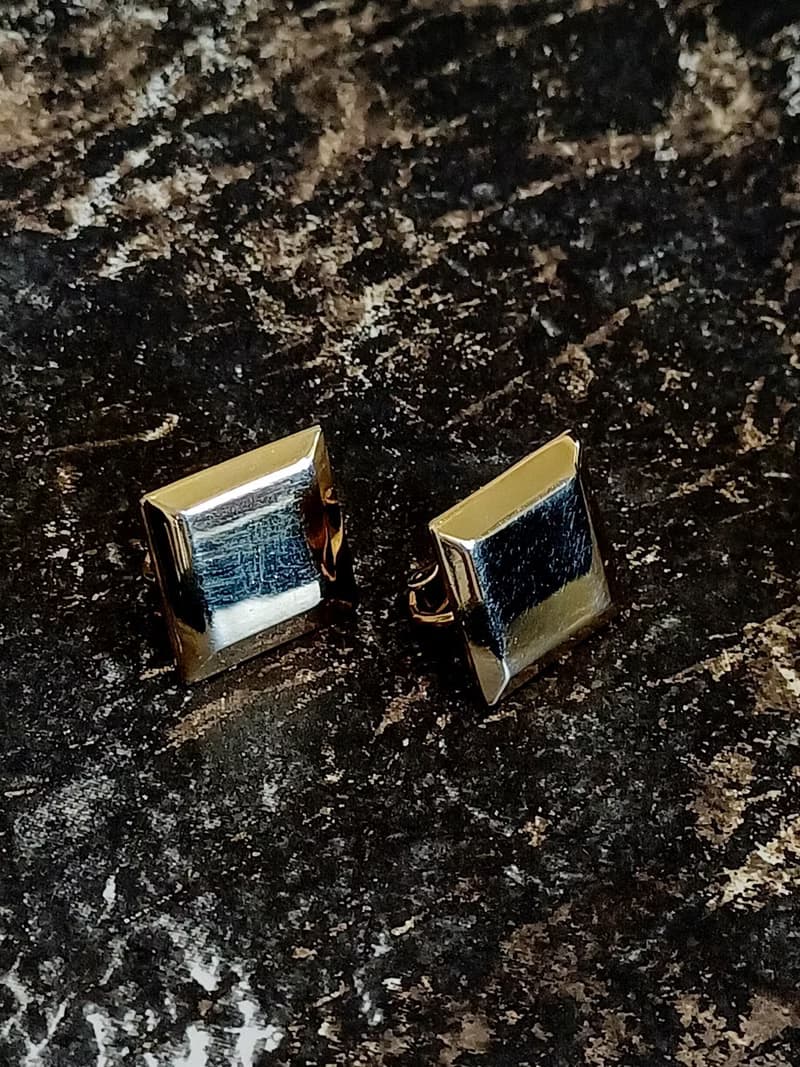 vintage jewelry  經典金色方形 夾式耳環