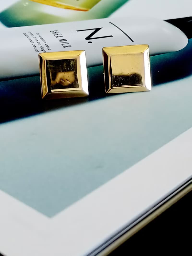 vintage jewelry  經典金色方形 夾式耳環
