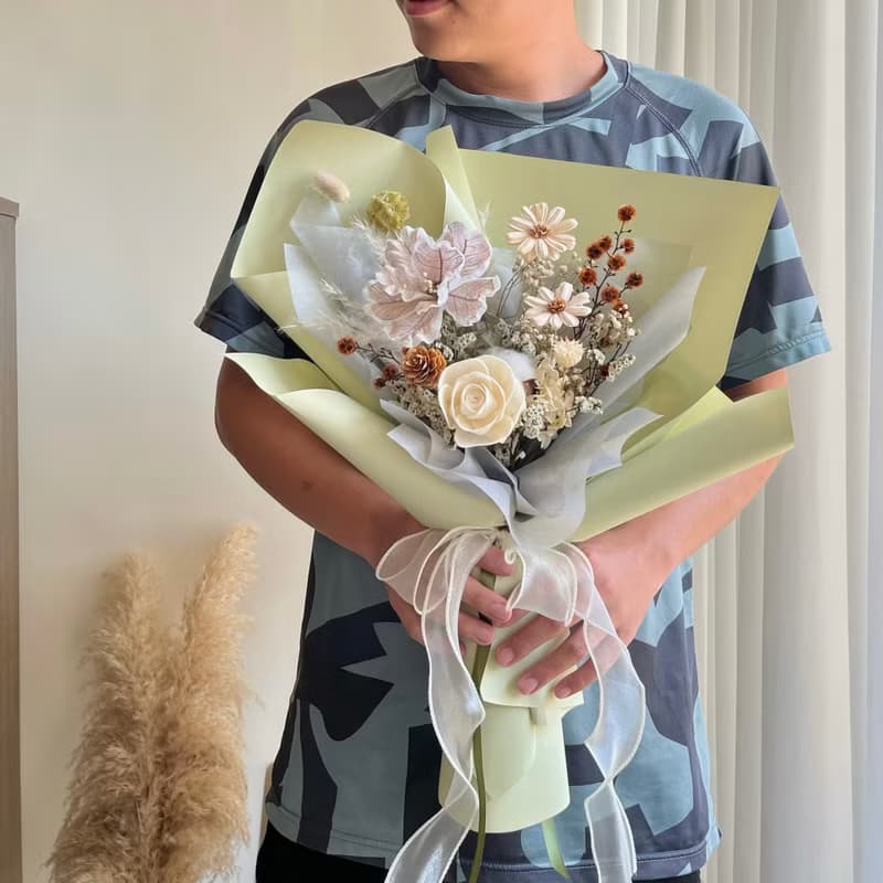 山巒 乾燥花束 情人節花束