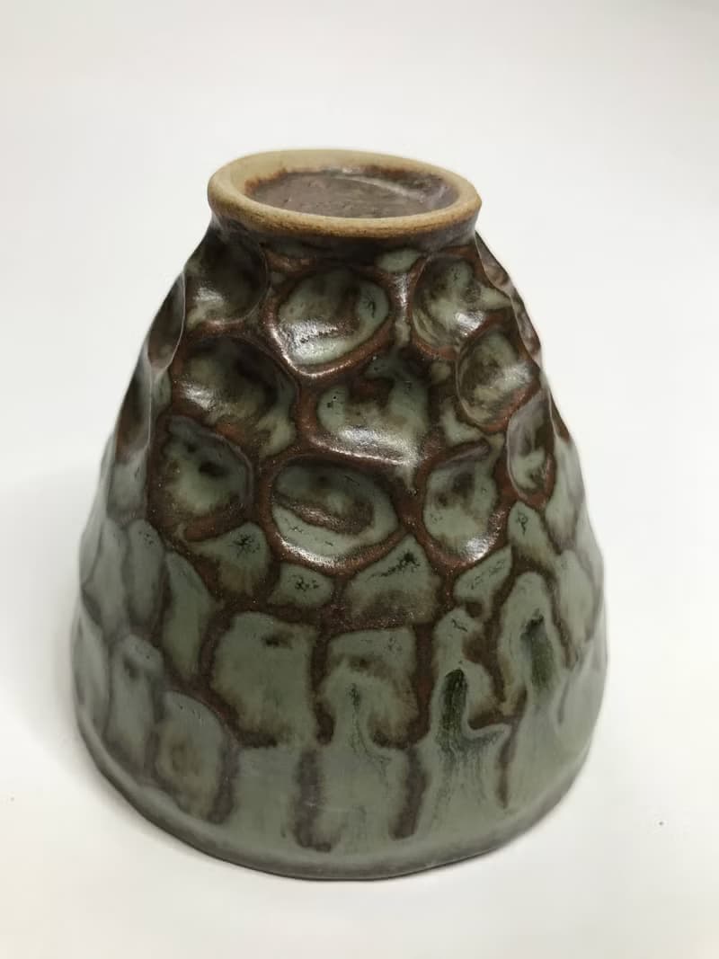 曾永鴻  灰釉刀削杯