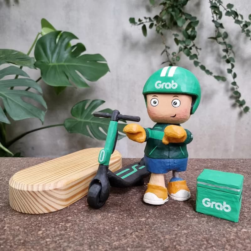 GRAB BOY wood carving arttoy model decoration
