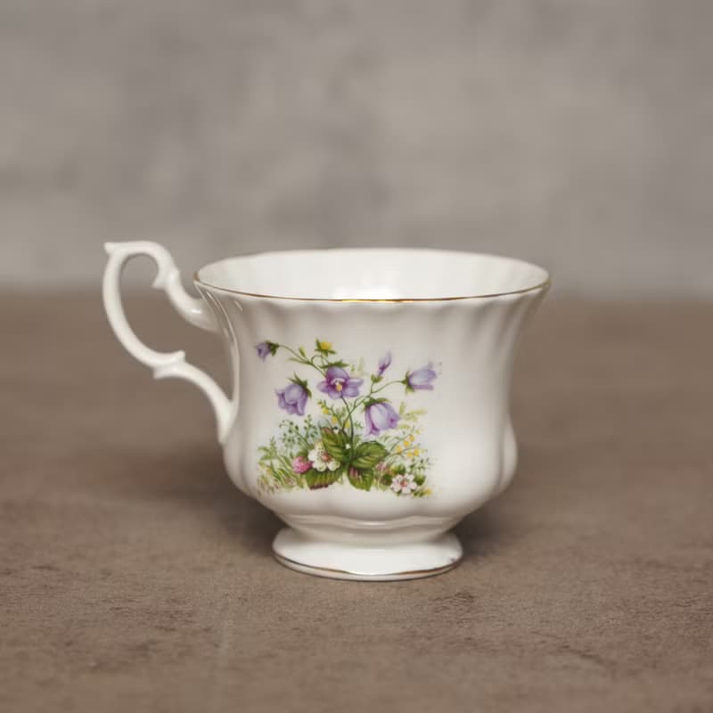 1960英國Richmond風鈴花描金骨瓷茶杯/咖啡杯組