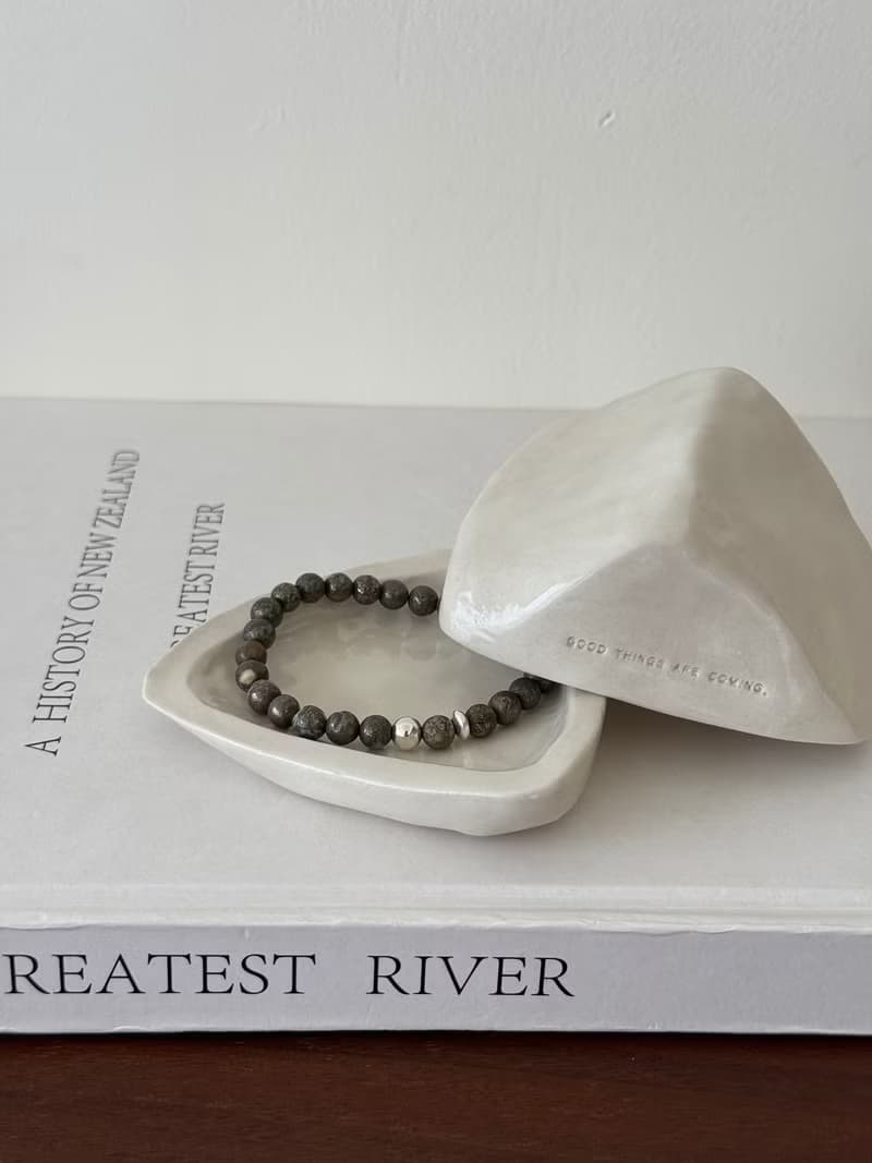 Zhu.handcrafted__Inner Anchor__純銀/黃鐵礦